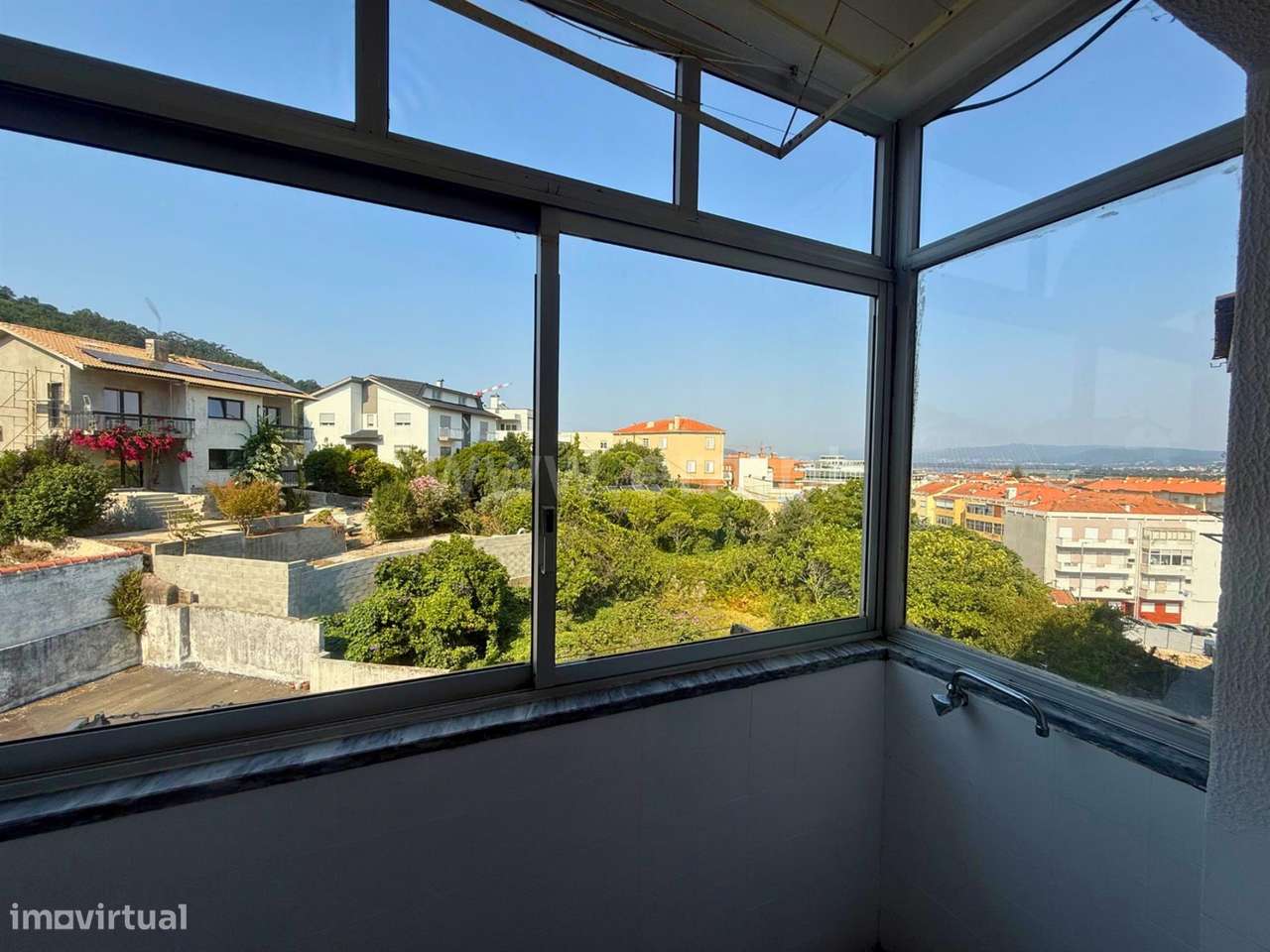 Apartamento T3, Monserrate-13