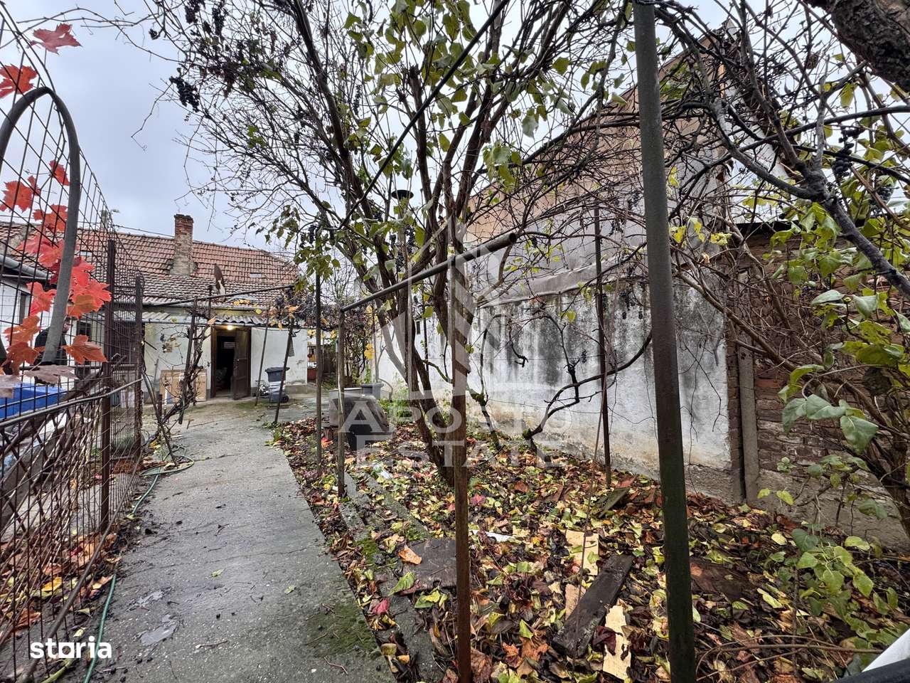 Casa cu anexe + Teren de 539mp | Zona Fratelia - Imagine principală: 4/4