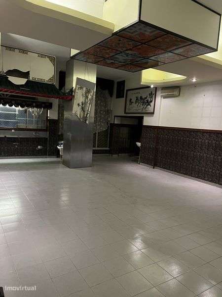 Loja/Espaço Comercial Loures Centro - Arrenda 197 M2 - Grande imagem: 5/12