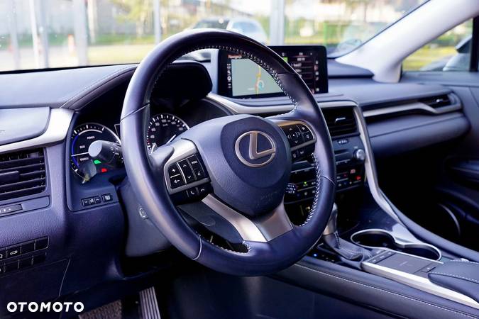 Lexus RX - 20