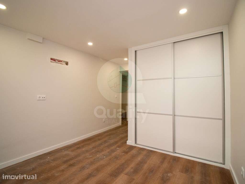 T3 remodelado no centro do Barreiro-9