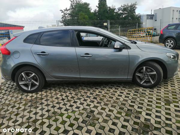 Volvo V40 T2 Kinetic - 7