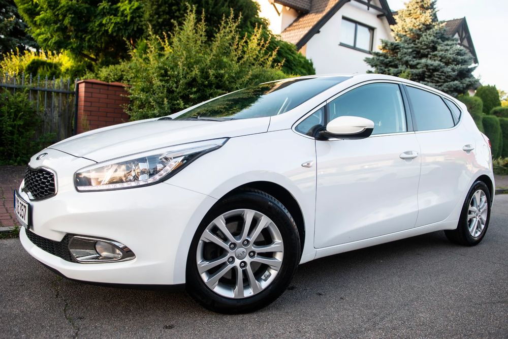 Kia Ceed II (2012-) 1.4 CVVT Vision 2016