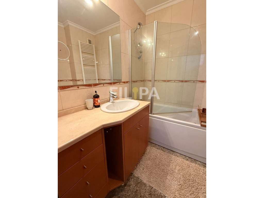 Moradia T5 na Maia com Jardim, Conforto e Excelentes Equipamentos 5...-31