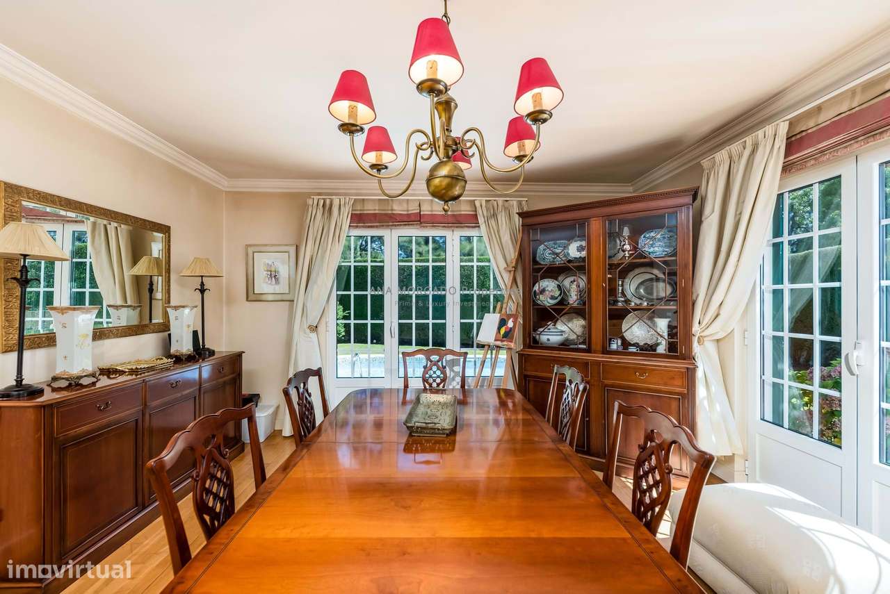 Moradia T4+1 Geminada na Quinta da Beloura — Luminosidade, Conforto e-7