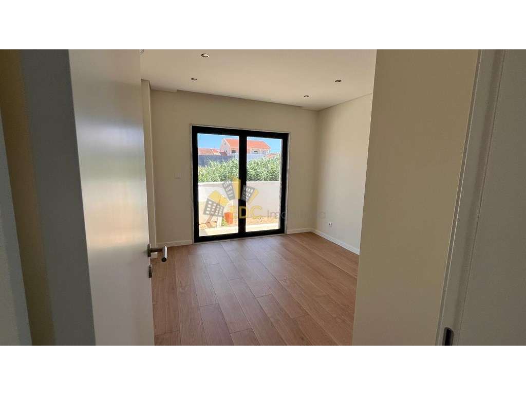 Nova Construção | MORADIA T3+1| Localizado em Algueirão ( perto cam...-11