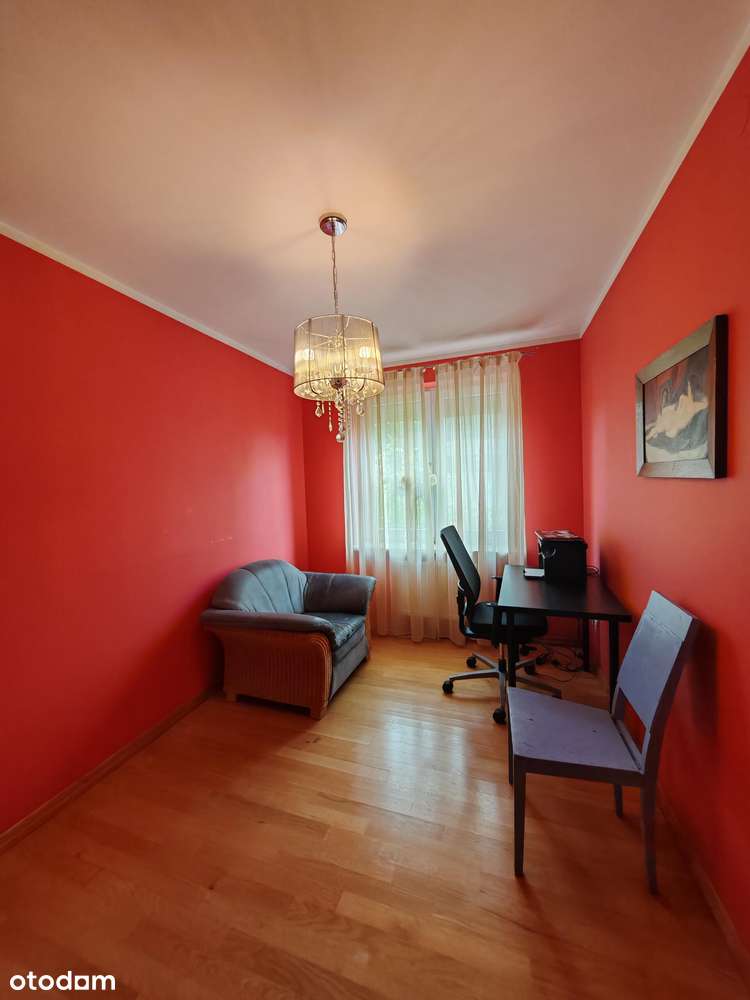 Dom  z budynkiem gospodarczym-13