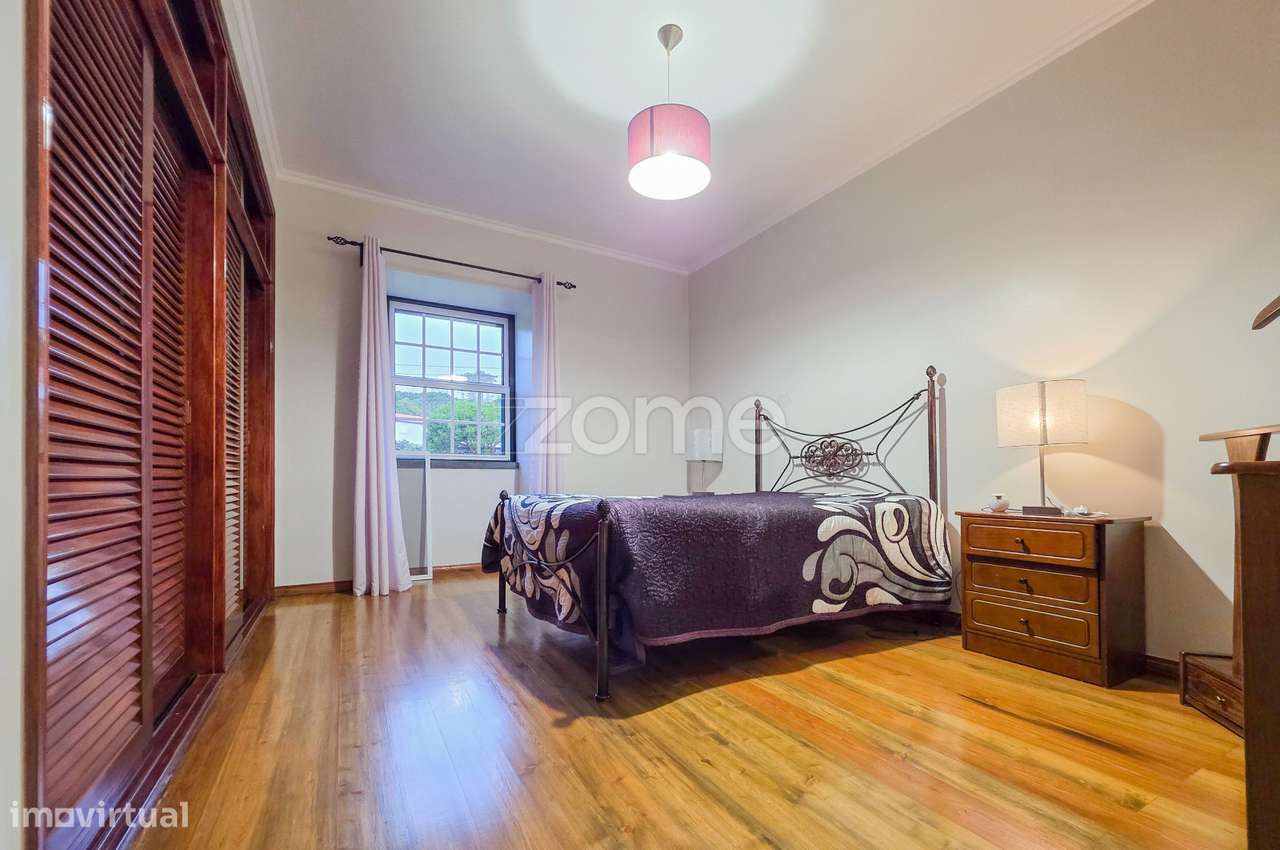 Moradia T4+1 na Ilha do Pico com Terraço Panorâmico e Vista Mar-15