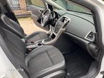 Opel Astra 1.6 Turbo 150 Jahre - 8