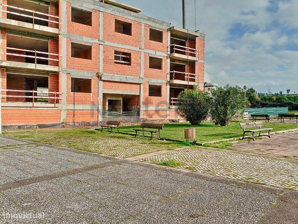 Apartamento T3 na zona de Torres Vedras - Grande imagem: 1/15
