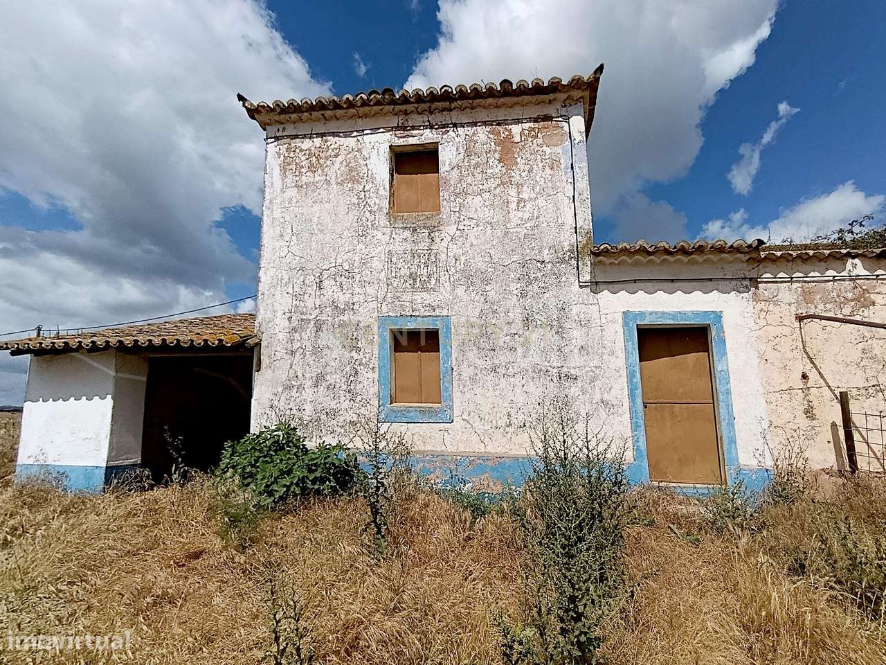 Propriedade no Alentejo com Grande Potencial Turístico e Agrícola pert-0
