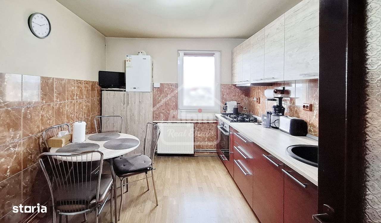 Apartament Suprafata Generoasa - Imagine principală: 5/16