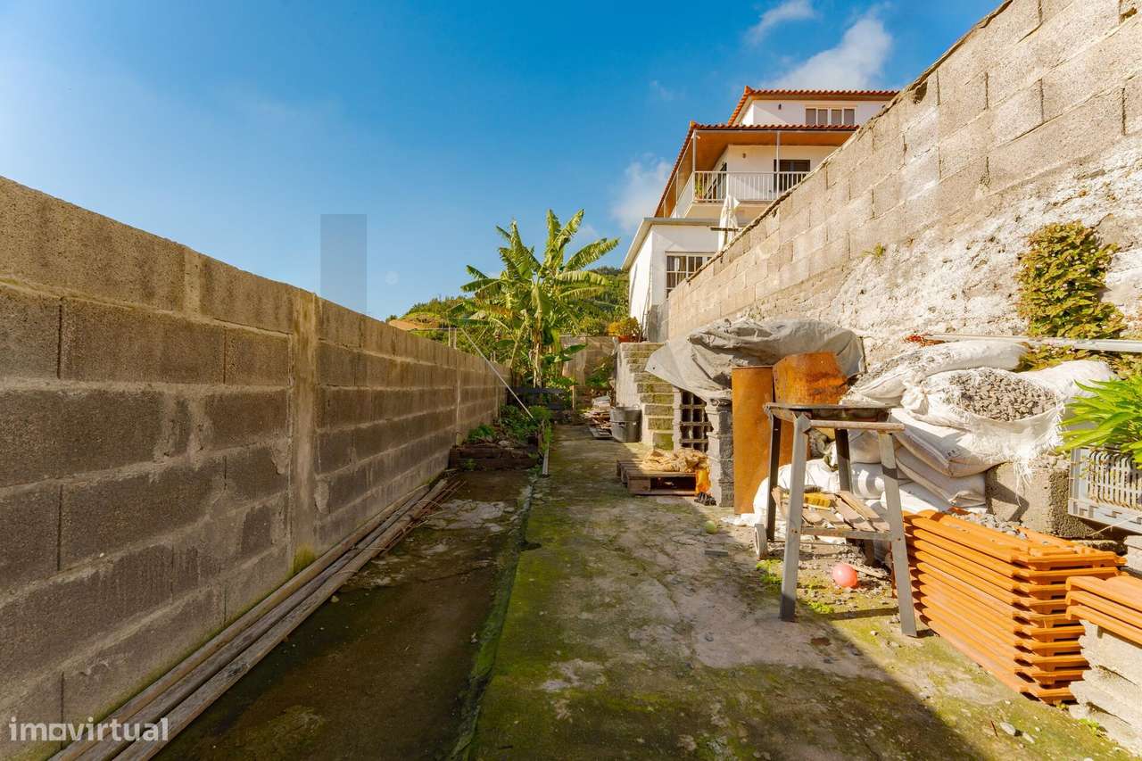 Moradia T1+1 em São Roque com fantástica vista mar-22