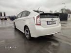 Toyota Prius - 4