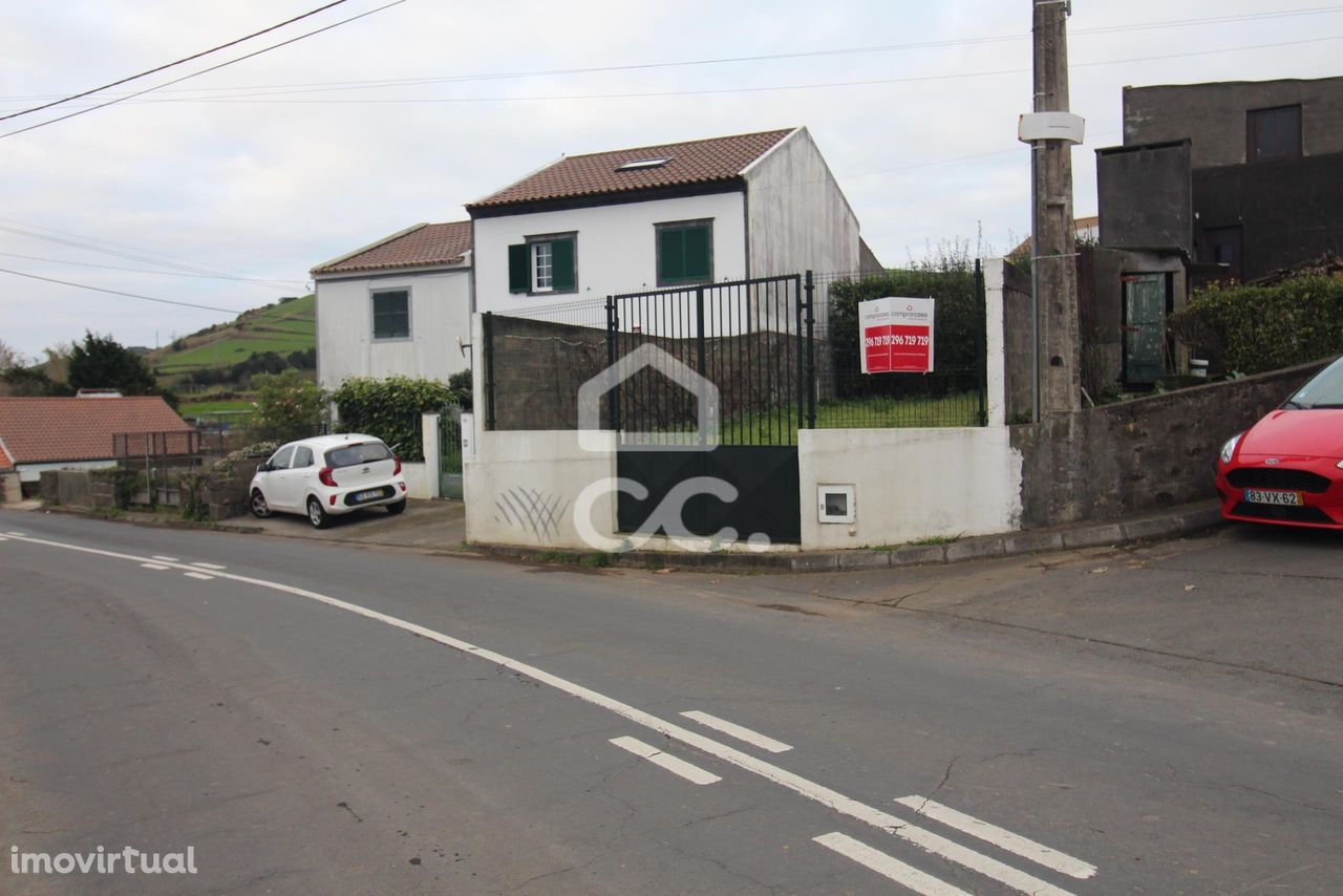 Lote Urbano com 280,50 m2 - Santa Cruz - Lagoa