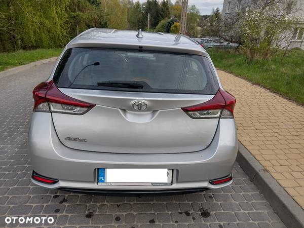 Toyota Auris 1.6 Active - 3