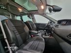 Renault Grand Scenic - 19