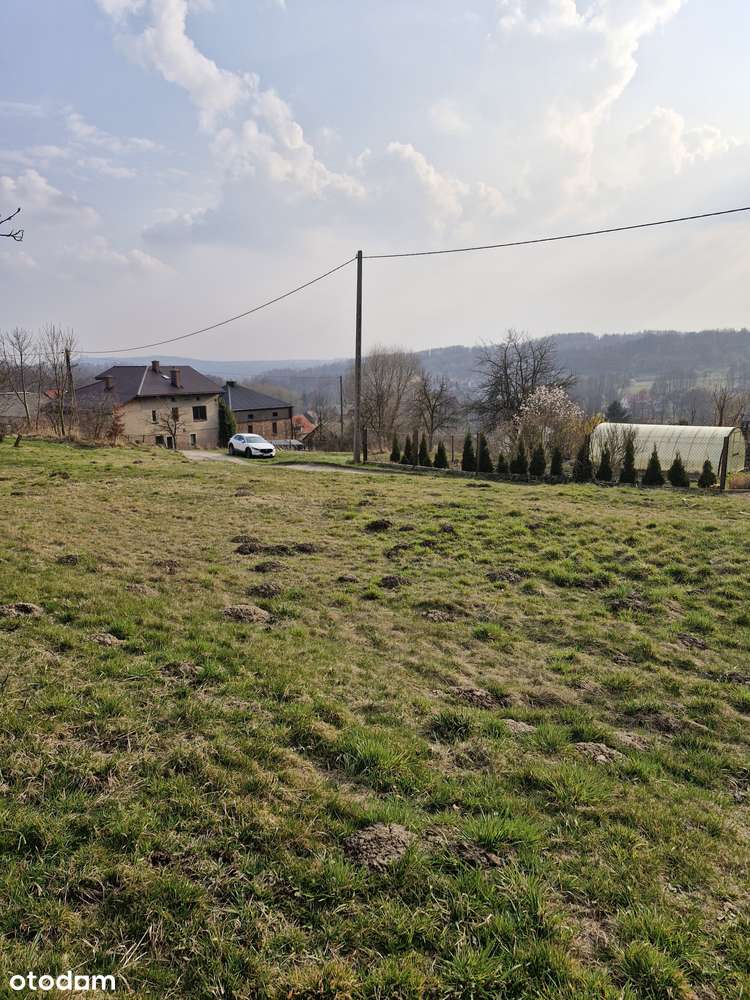 Dziełka widokowa z mediami zabudowana stodołą - Pełny obrazek: 2/3