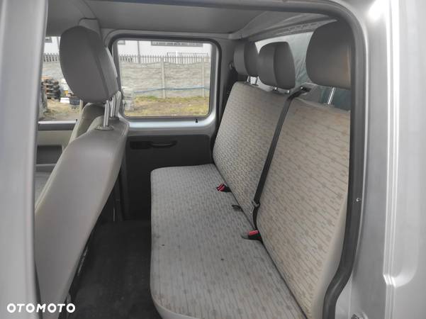 Volkswagen Transporter T-5 - 6