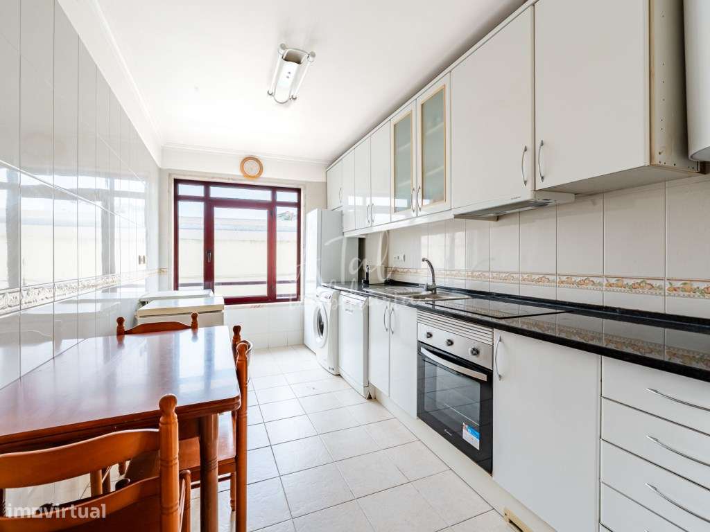 Apartamento T3 com Estacionamento | 10 min de Lisboa-8