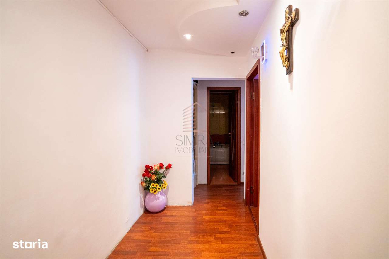 Apartament 3 camere decomandat Rogerius-4