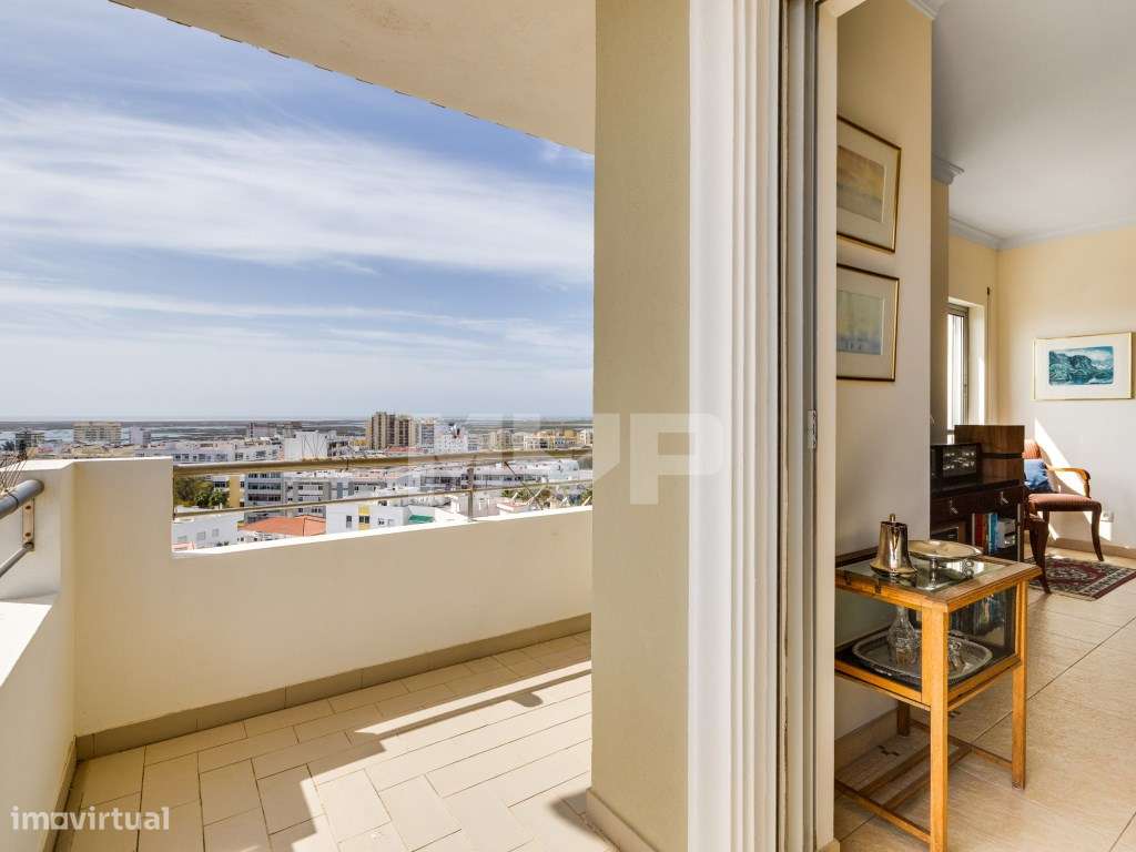 Apartamento T3 Duplex com terraço superior vista Ria em Faro-18