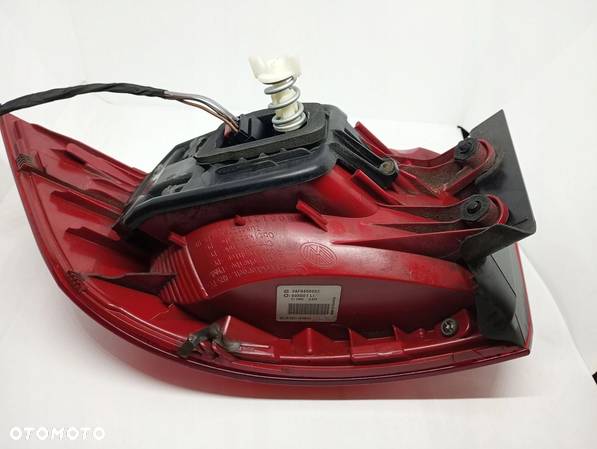 LAMPA LEWA TYLNA VW PASSAT B7 KOMBI 3AF945095C - 2