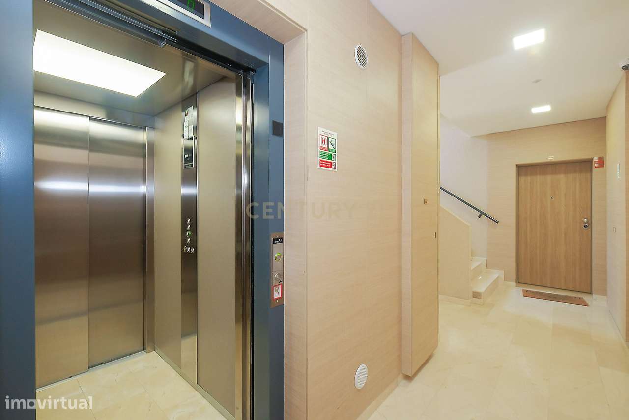 Apartamento T3 de Excelência em Porto Salvo, Oeiras-40