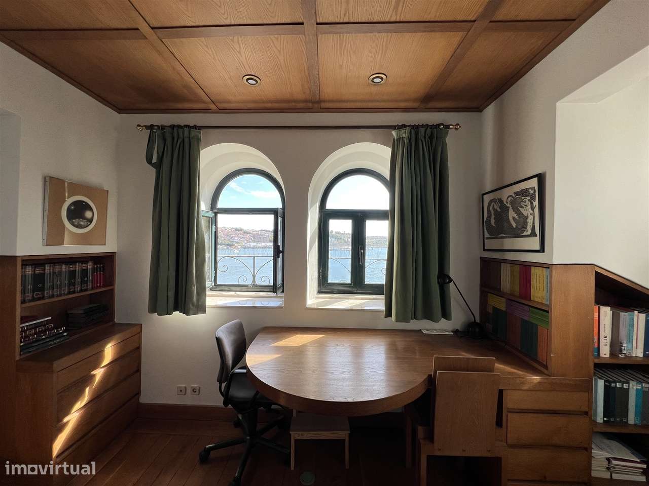 Escritório p/ arrendar na marginal do Porto - Grande imagem: 2/22