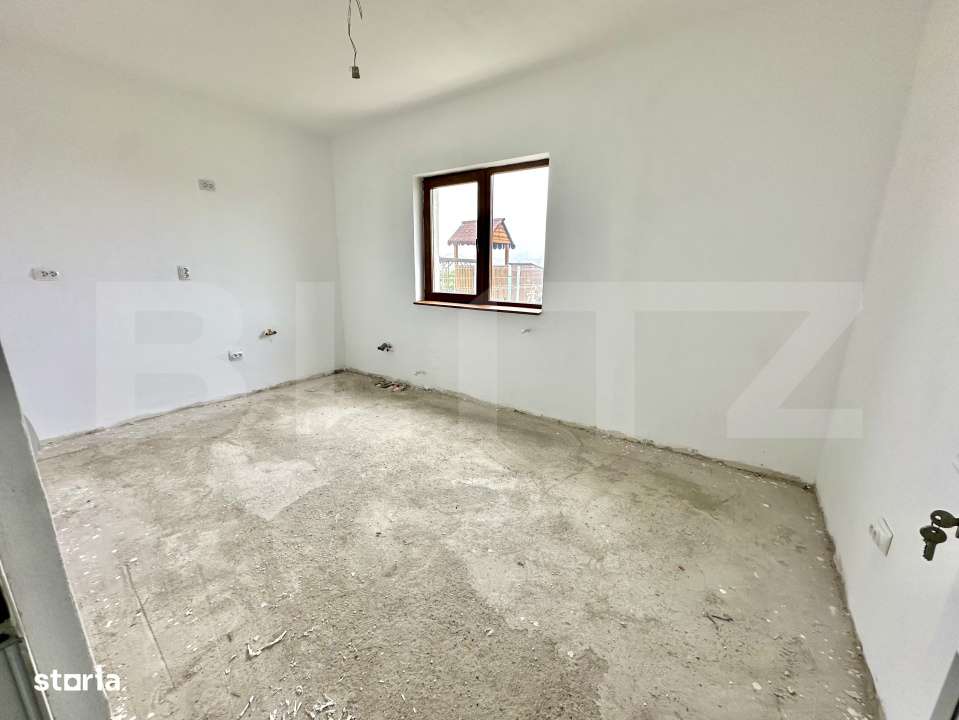 Casa individuala cu 4 camere, 2 terase, 189mp, 2 balcoane,448 mp teren - Imagine principală: 5/8