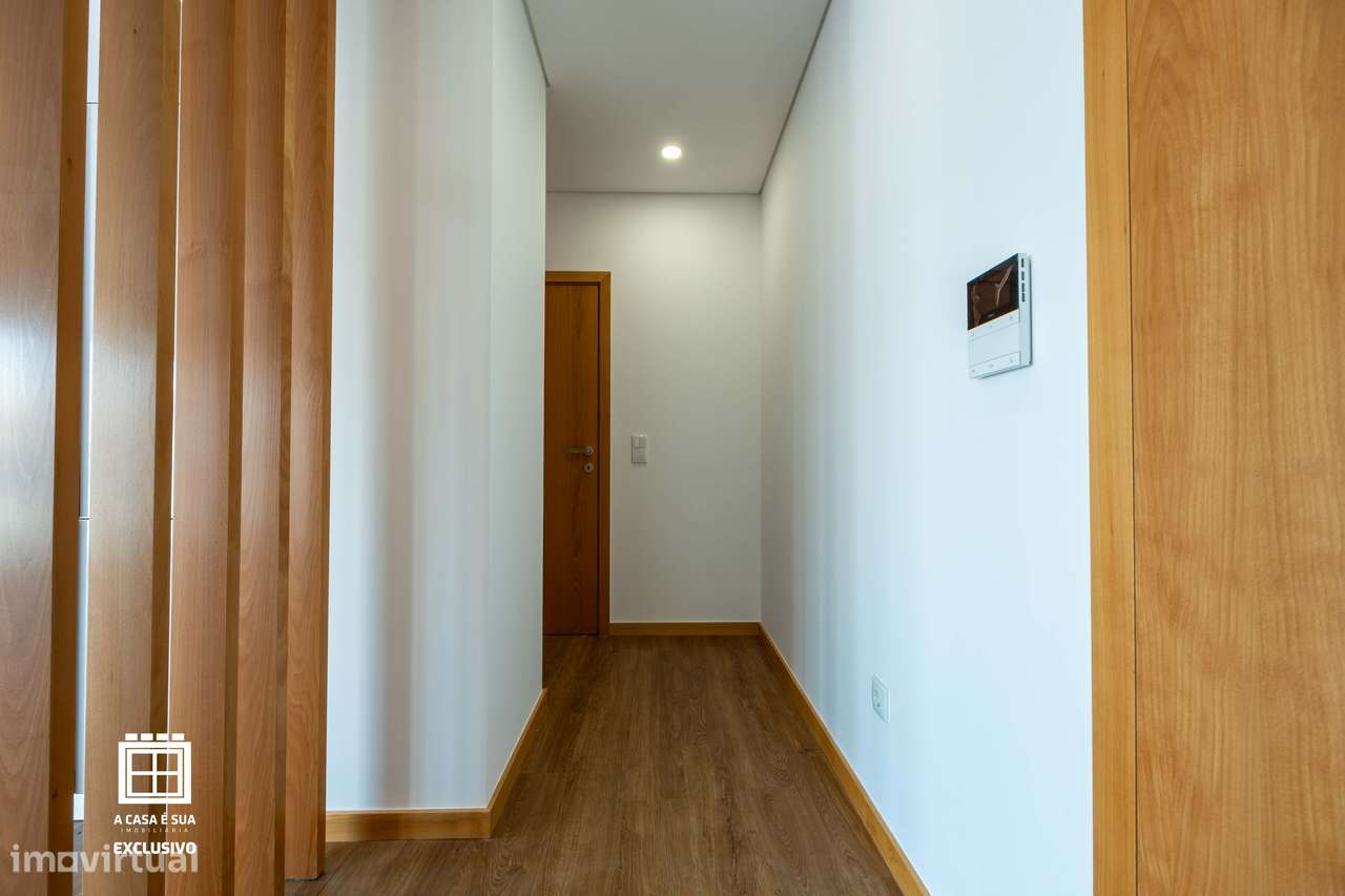Apartamento T1 novo pronto habitar 78m2 area total-7