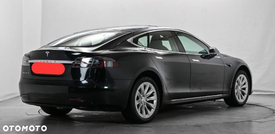 Tesla Model S Performance - 6