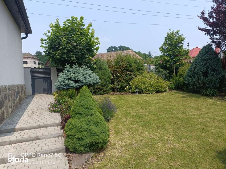 Casa vila de vanzare in comuna Lunca  judet Mures - Imagine principală: 3/19