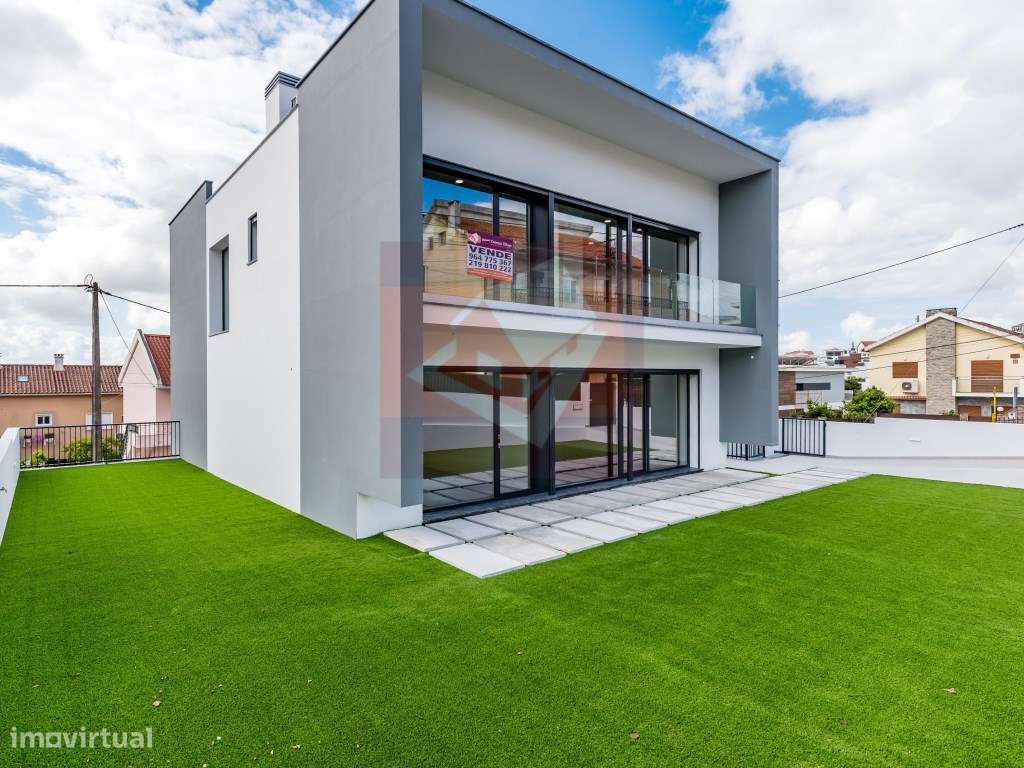 Moradia V5 nova no Bairro do Trigache em Famões-41
