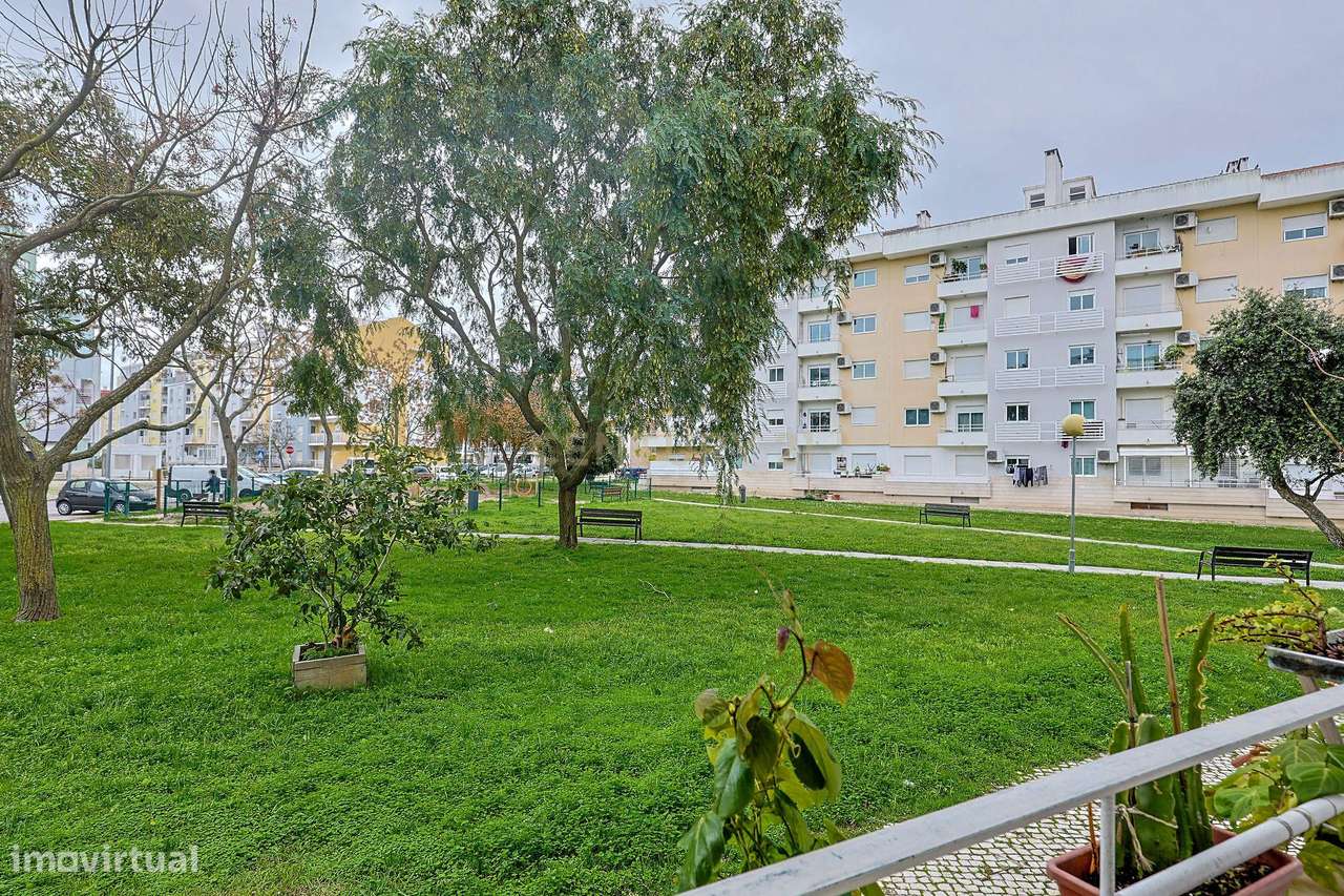 Apartamento T3 à Venda no Montijo-8