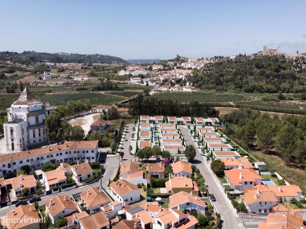 Moradia T3 com Piscina e Vista para o Castelo de Óbidos - Grande imagem: 5/12