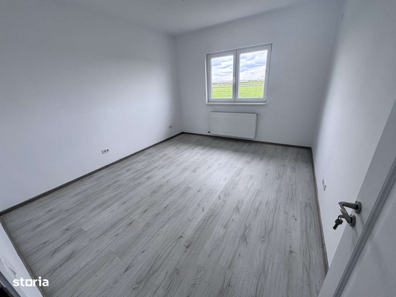 Promotie!Casa P+1+Pod langa Autostrada A0. 4 cam. Util 135mp.Teren 270 - Imagine principală: 5/20