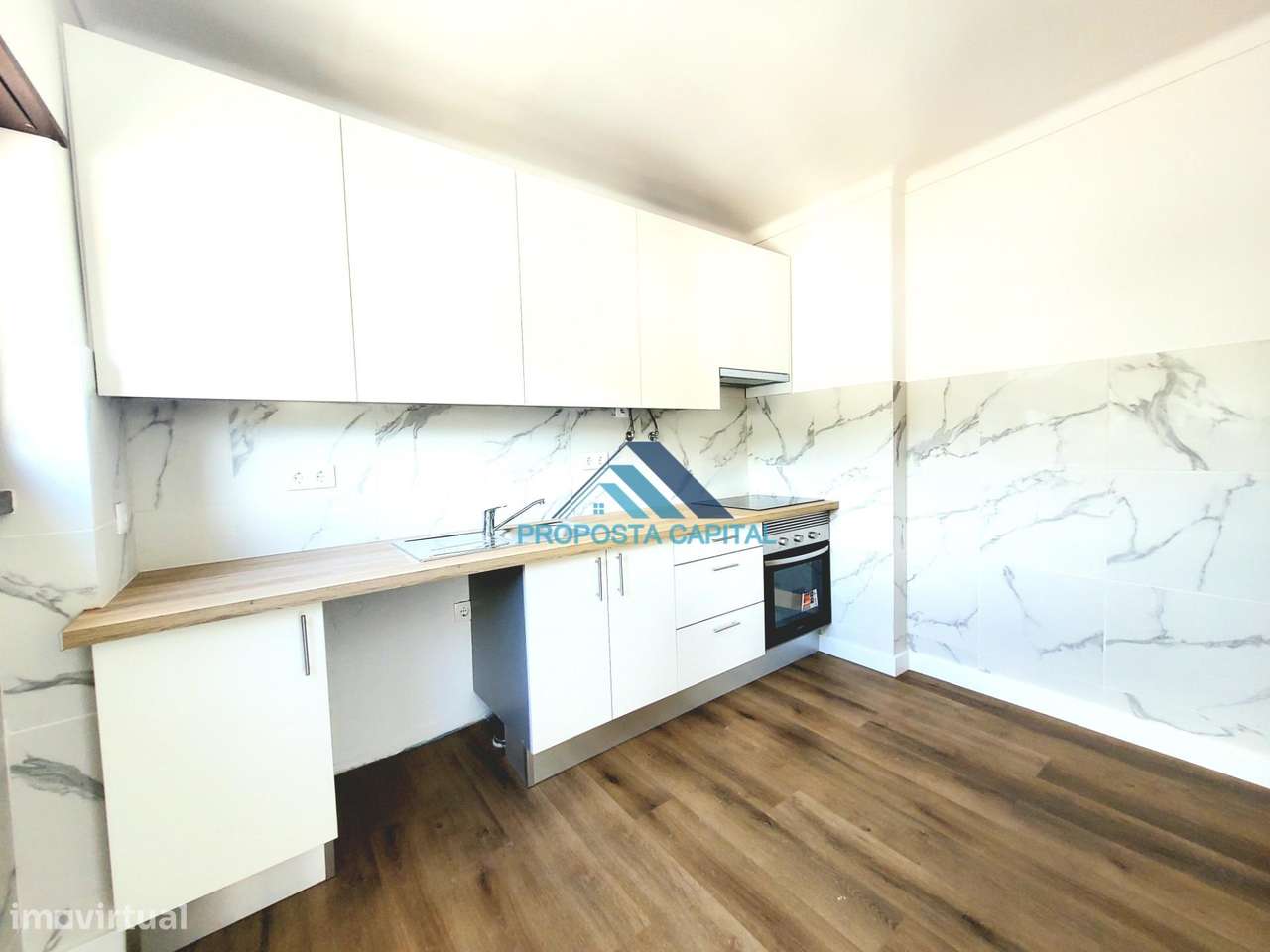 Apartamento T2 Totalmente Remodelado | Centro Sesimbra 200m da Praia - Grande imagem: 4/39