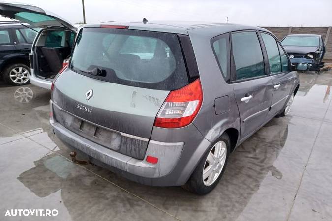 Punte spate Renault Scenic 2  [din 2003 pana  2006] seria Grand minivan 5-usi 1.9 dCi MT (120 hp) - 3