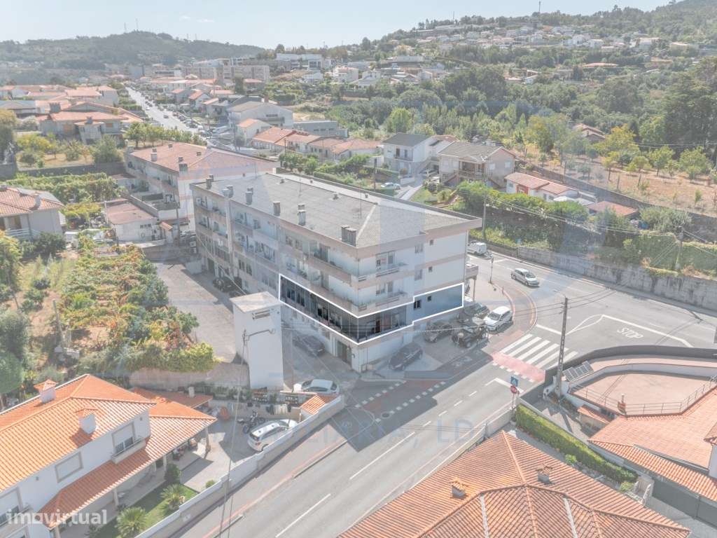 Loja com Negócio em Mesão Frio - Oportunidade de Investimento-19