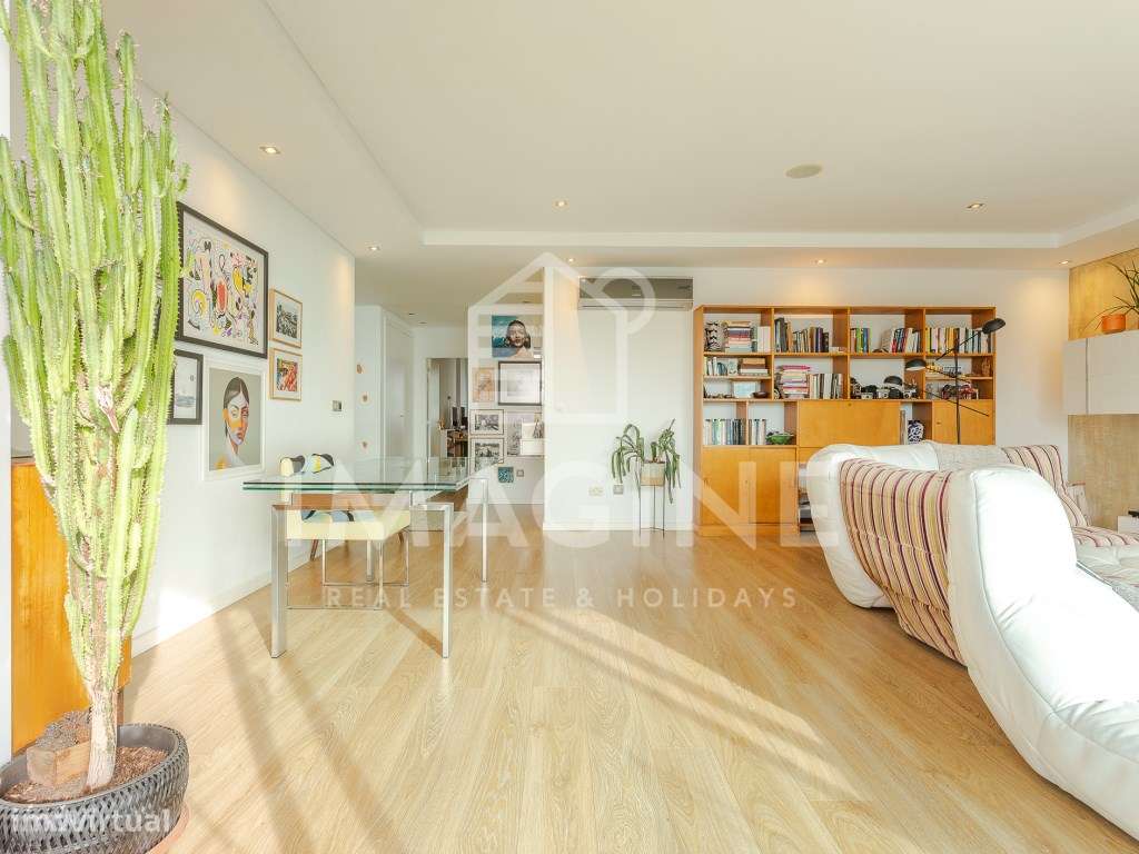 Apartamento T2 (3 assoalhadas) com terraço e magnífica vista para o... - Grande imagem: 4/26