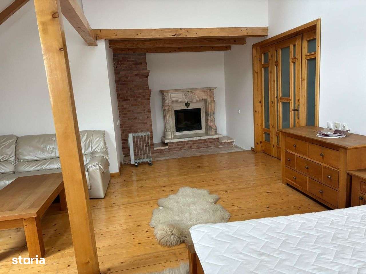 Casa de top, cu etaj si pod locuibil, in zona centrala - Imagine principală: 4/10