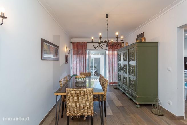 Moradia T4 à venda na Rebelva – Carcavelos-5