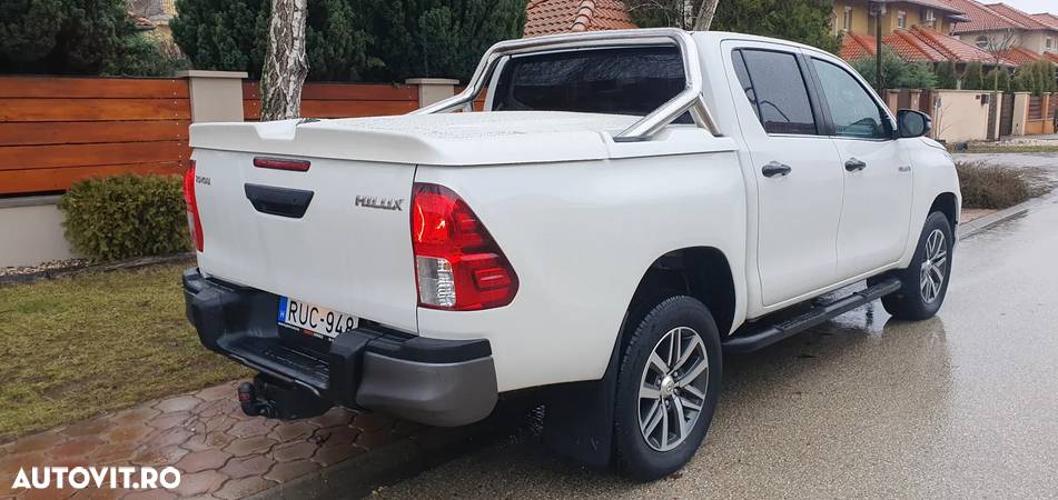 Toyota Hilux 4x4 Double Cab A/T Style - 5