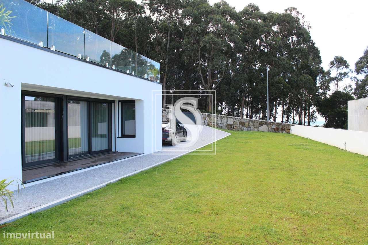 Moradia Isolada T6 Viana Castelo - Grande imagem: 2/30