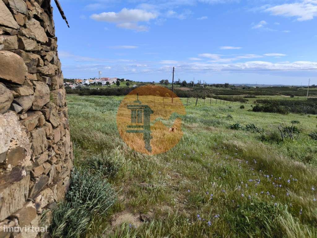 TERRENO COM MOINHO - COM 72.950 M2 - COM POSSIBILIDADE DE CONSTRUÇÃ... - Grande imagem: 4/37