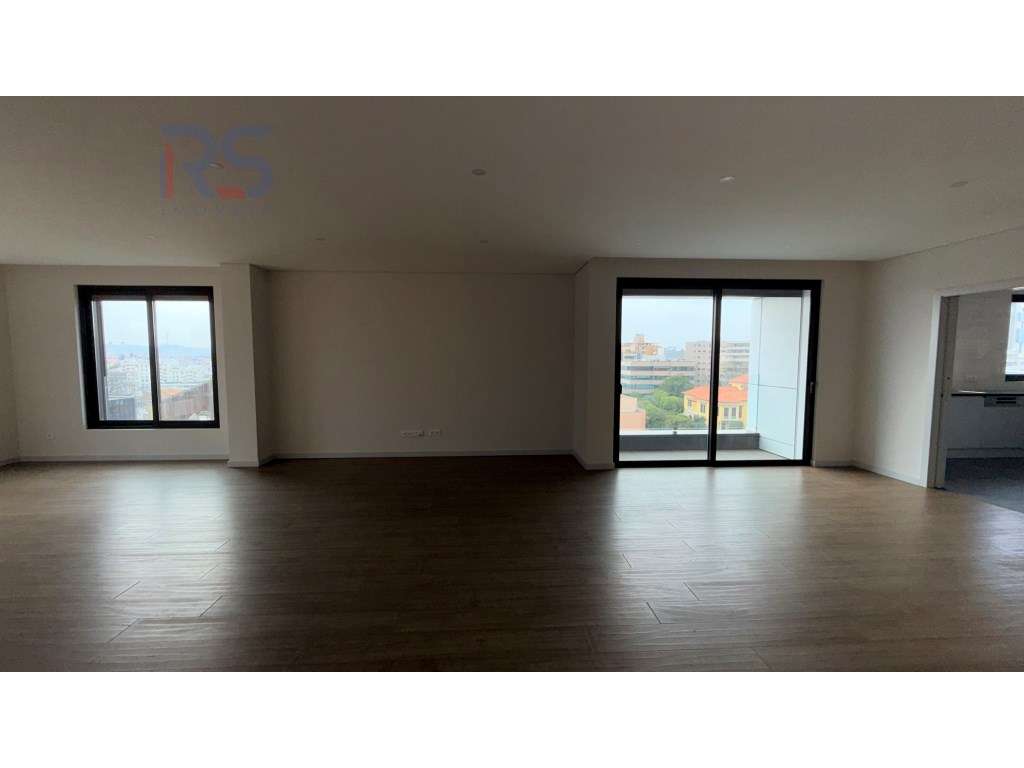 T4 último piso Boavista Porto-30