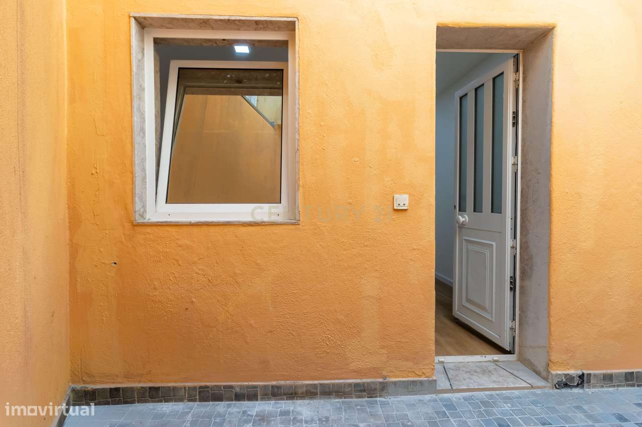 T1 Integralmente remodelado com Logradouro na Estefânia, Lisboa-2