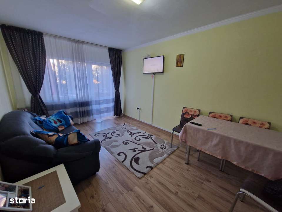 Apartament de 2 camere, decomandat, 49 mp., zona Sud - Imagine principală: 2/7