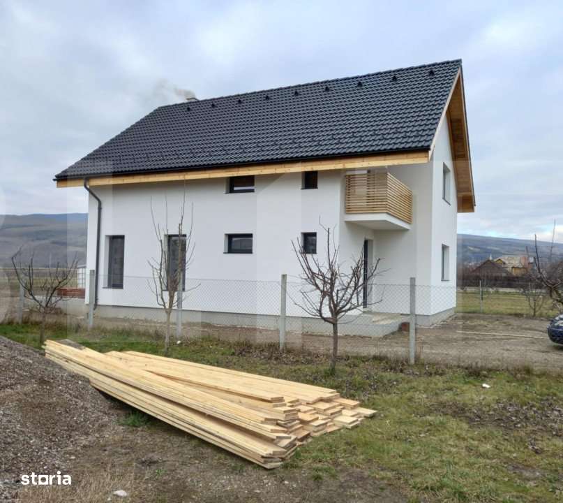 Casa individuala, 692 mp teren, Mihai Viteazu - Imagine principală: 5/10